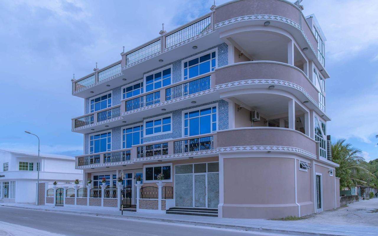 Hotel Abuharee Grand Addu City Zewnętrze zdjęcie