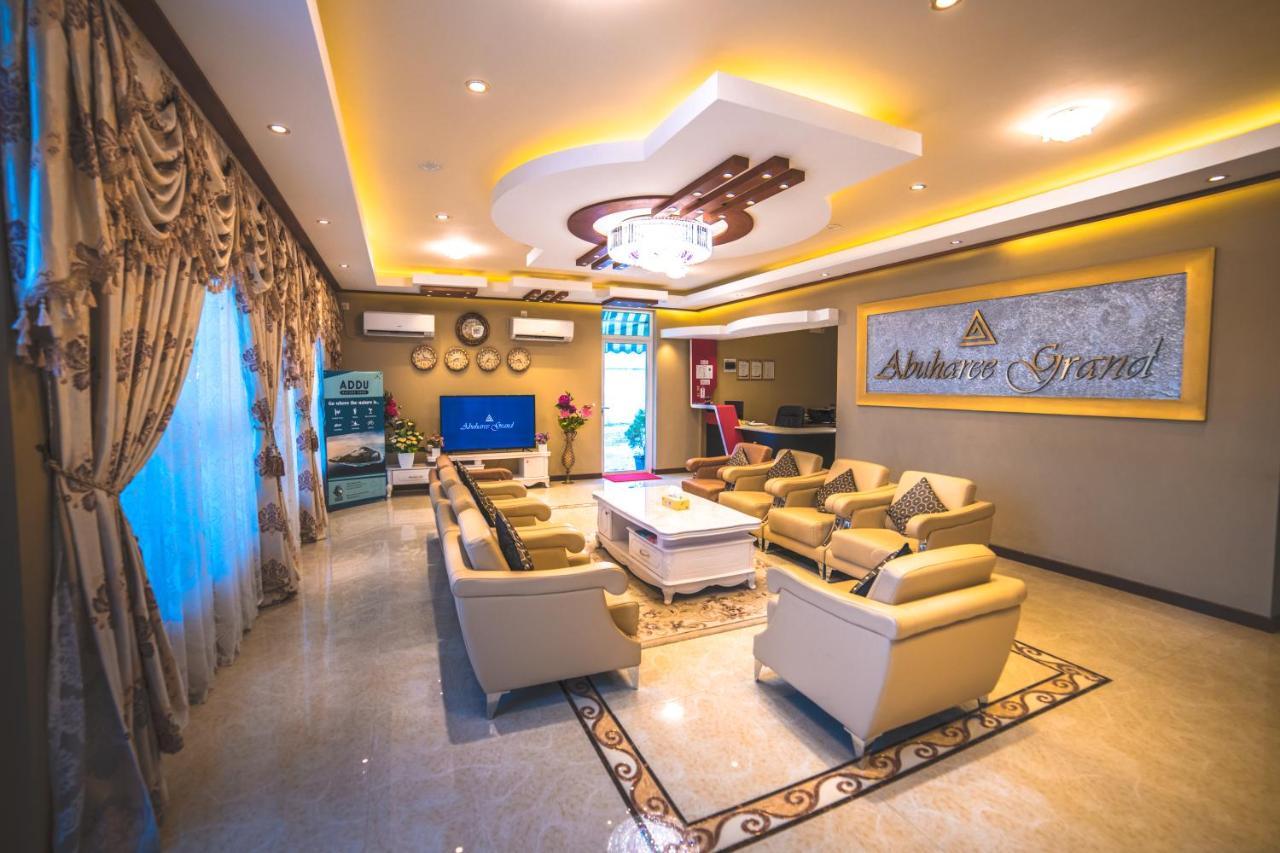 Hotel Abuharee Grand Addu City Zewnętrze zdjęcie